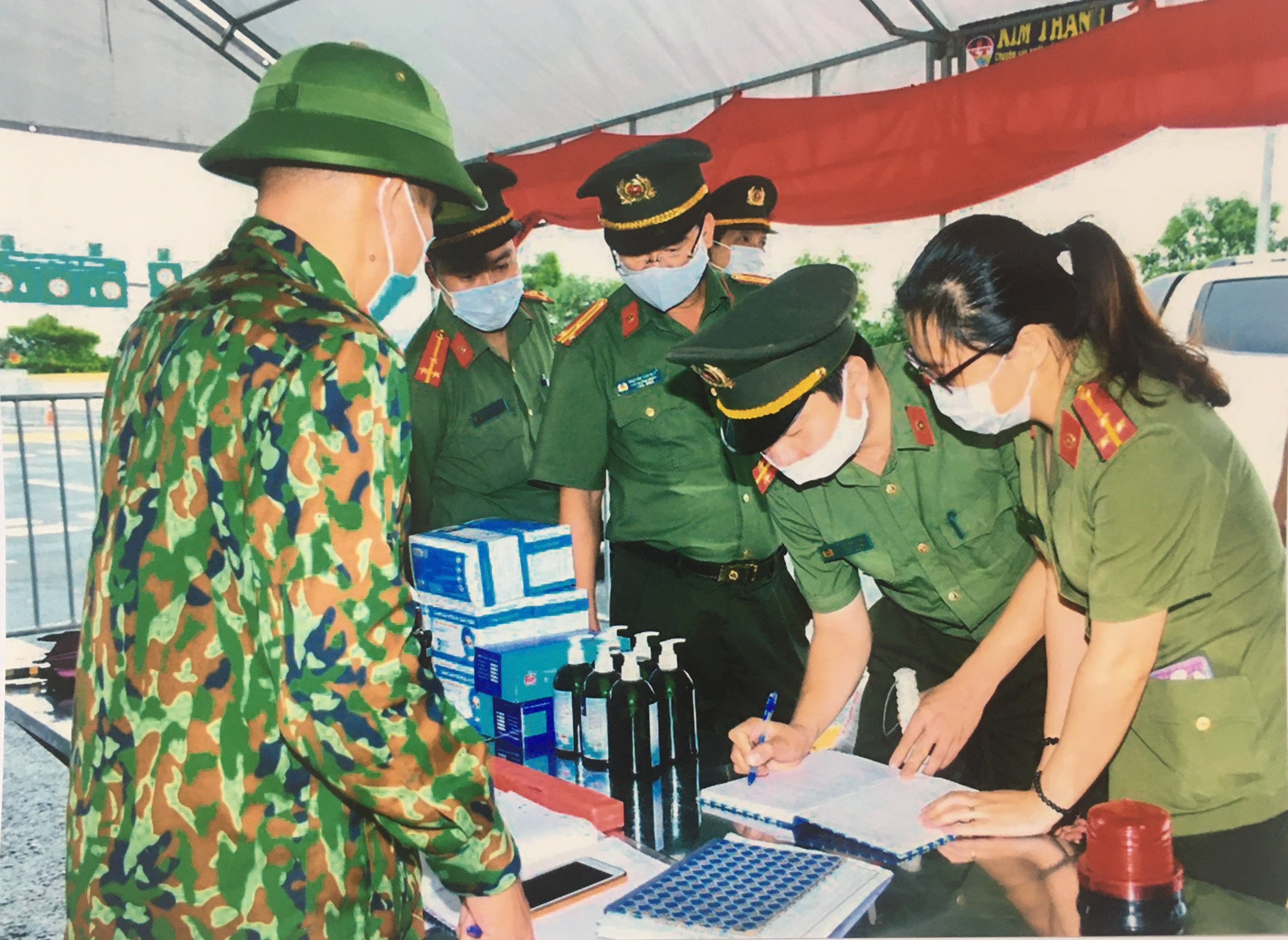 Phát động cuộc thi viết “Tìm hiểu truyền thống 40 năm xây dựng và phát triển của Trường Đại học Kỹ thuật - Hậu cần CAND